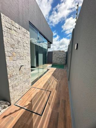 Casa no Condomínio Padang à 300m da Praia