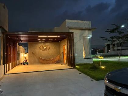 CASA DE ESQUINA EXCLUSIVA NO CONDOMÍNIO PÉ NA AREIA - SOL E PRAIA | BARRA DOS COQUEIROS
