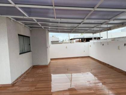 CASA DE ESQUINA EXCLUSIVA NO CONDOMÍNIO PÉ NA AREIA - SOL E PRAIA | BARRA DOS COQUEIROS