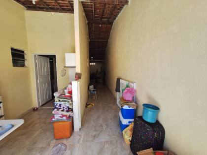 Excelente casa com 3 Quartos no Bairro Aruana.