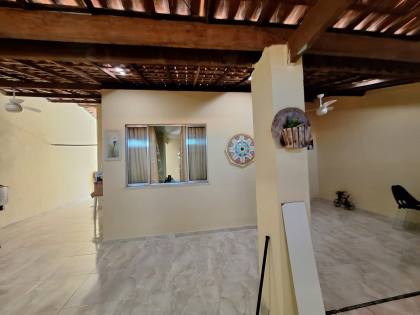 Excelente casa com 3 Quartos no Bairro Aruana.