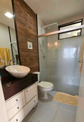 Excelente apartamento com 2 quartos, sendo duas suítes no Condomínio Jouberto Uchoa.