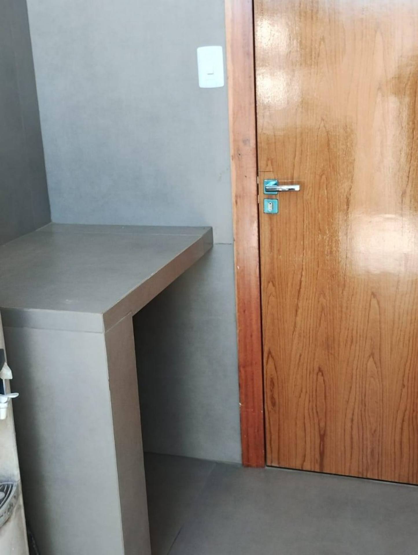 CASA A VENDA NA BARRA DOS COQUEIROS- CONDOMINIO VILLAREDO