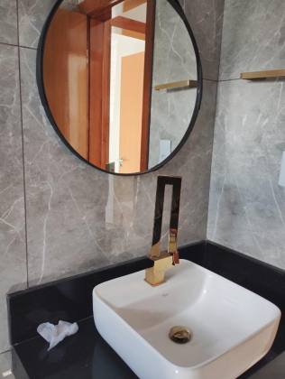 CASA A VENDA NA BARRA DOS COQUEIROS- CONDOMINIO VILLAREDO
