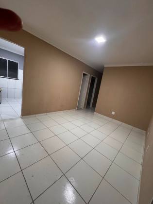 ? Casa à venda em condomínio fechado!
