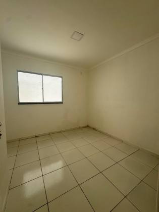 ? Casa à venda em condomínio fechado!