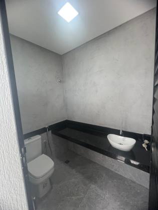 CASA A VENDA NA BARRA DOS COQUEIROS- CONDOMINIO VILLAREDO