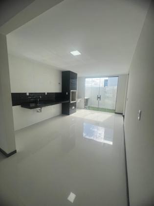 CASA A VENDA NA BARRA DOS COQUEIROS- CONDOMINIO VILLAREDO