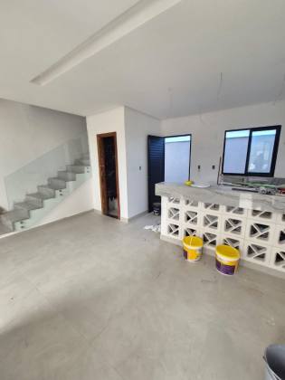 DUPLEX MODERNO | ALTO PADRÃO | PRONTO PARA MORAR 2/4 sendo 2 Suítes