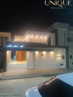 Casa de Alto Padrão à Venda | Luar da Barra