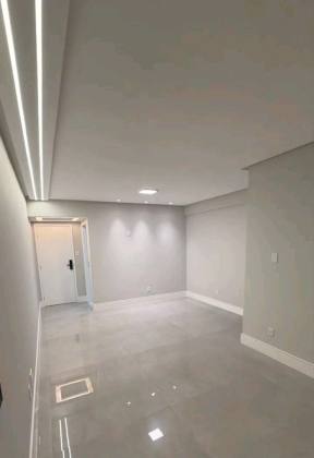 Excelente apartamento reformado com 3 quartos, sendo um suíte no Tivoli Residence, Bairro Jardins.