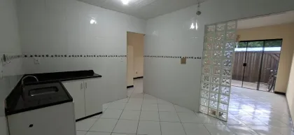 2/4 com Piscina na Aruana