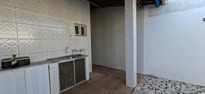 2/4 com Piscina na Aruana