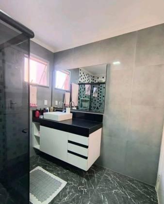 Apartamento com 2 Quartos no residencial Horto das Rosas, São Cristóvão.