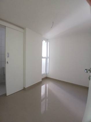 OPORTUNIDADE !!Apartamento GRIFFiTH PARK com 4 quartos, 2 suítes no bairro Farolândia próximo a Avenida Beira-Mar