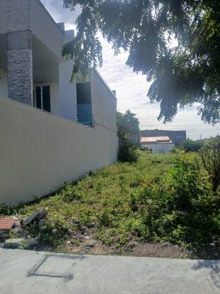 Excelente terreno residencial no Loteamento Costa Verde II, Bairro Aruana.