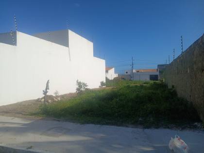 Excelente terreno residencial no Loteamento Costa Verde II, Aruana.