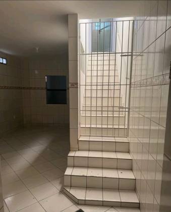 Linda casa com 3 quartos, sendo um suíte no Bairro Santo Antônio.