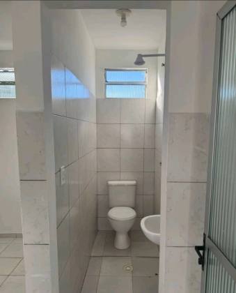 Linda casa com 3 quartos, sendo um suíte no Bairro Santo Antônio.