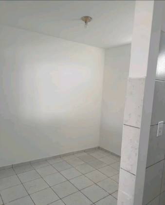 Linda casa com 3 quartos, sendo um suíte no Bairro Santo Antônio.