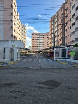 Apartamento com 2 Quartos no residencial Horto das Rosas, São Cristóvão.
