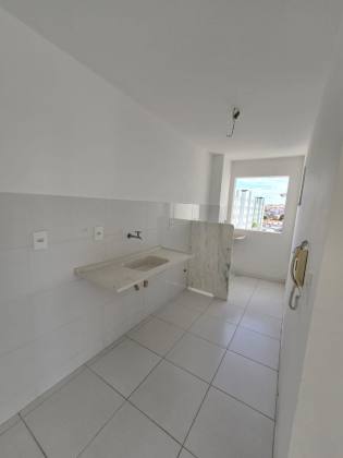 Apartamento com 2 Quartos no residencial Horto das Rosas, São Cristóvão.