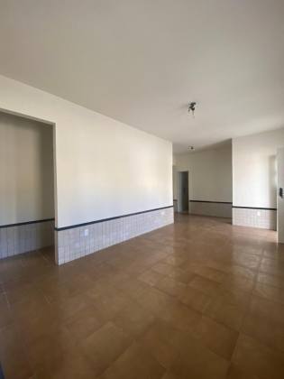 Casa ampla no Inacio Barbosa