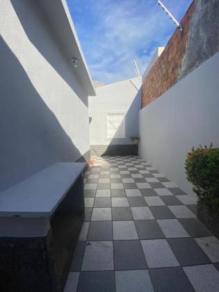 Casa ampla no Inacio Barbosa
