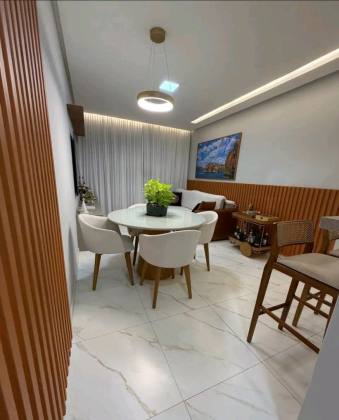 Excelente apartamento com 3 quartos, sendo um suíte no Edifício Clea, bairro Luzia.