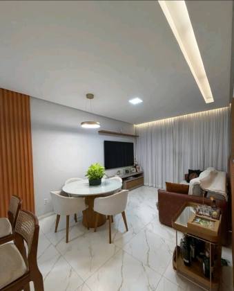 Excelente apartamento com 3 quartos, sendo um suíte no Edifício Clea, bairro Luzia.