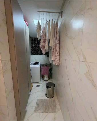 Excelente apartamento com 3 quartos, sendo um suíte no Edifício Clea, bairro Luzia.
