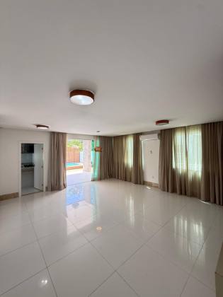 Casa no Condomínio Fragatta