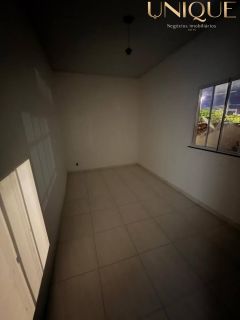 Ponto comercial localizado no bairro Luzia Conjunto Médice
