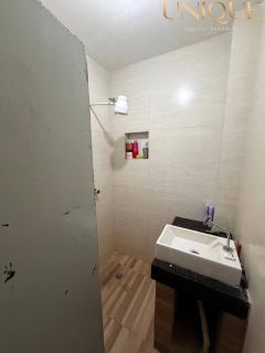 Ponto comercial localizado no bairro Luzia Conjunto Médice