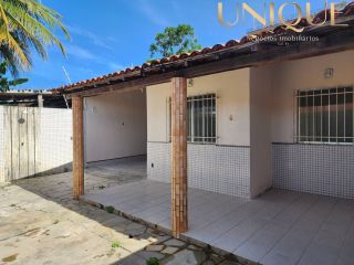 Casa de 2/4 e 1 suíte na Aruana