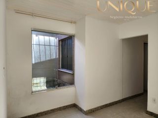 Casa de 2/4 e 1 suíte na Aruana