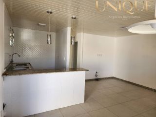 Casa de 2/4 e 1 suíte na Aruana