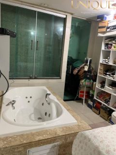Casa com 3/4 sendo 1 suíte