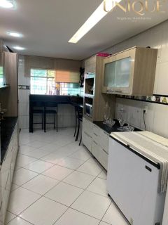 Casa com 3/4 sendo 1 suíte