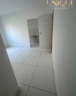 Apartamento Verde Monte Florata ,1/4, WC Social ,Cozinha , Térreo