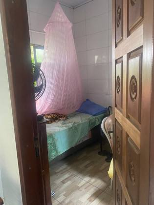 Casa com ponto comercial no João Alves
