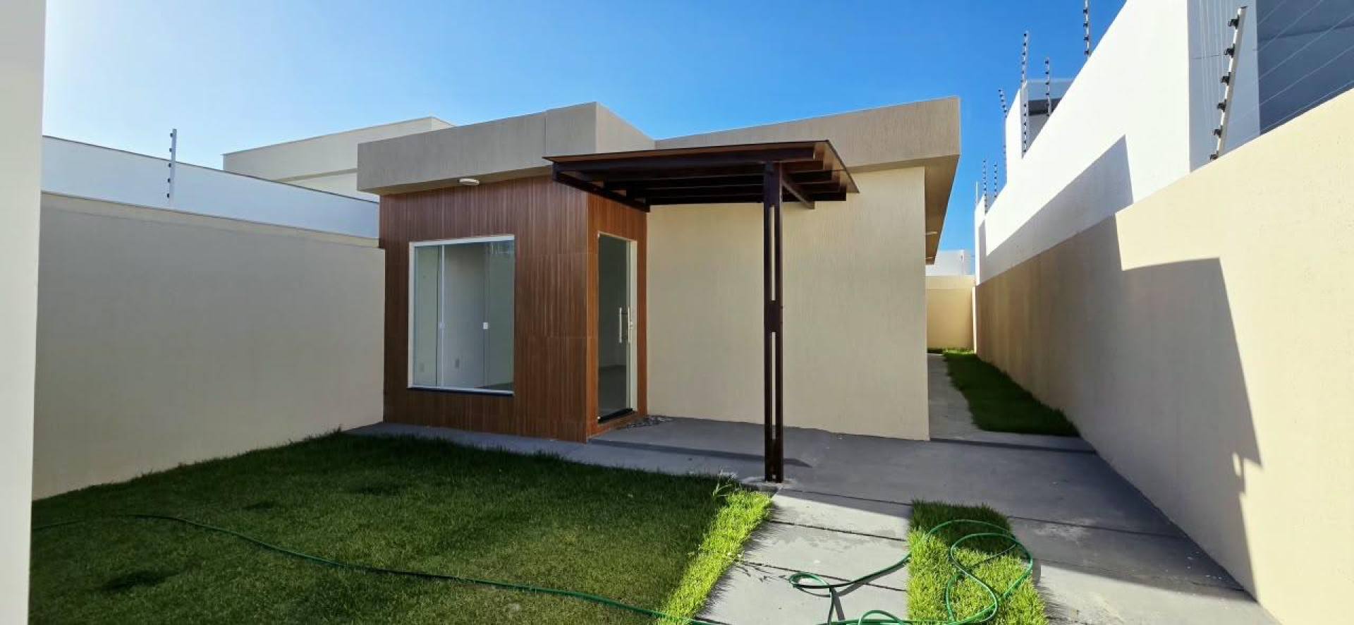 CASA A VENDA LUAR DA BARRA