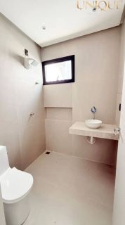 Casa no Villaredo - Barra do Coqueiros: 3 suítes/todas com closet