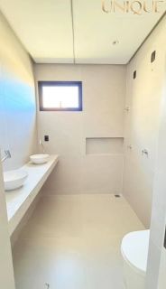 Casa no Villaredo - Barra do Coqueiros: 3 suítes/todas com closet