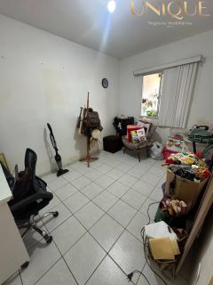 Casa no Condomínio Residencial Flores do Campo 2