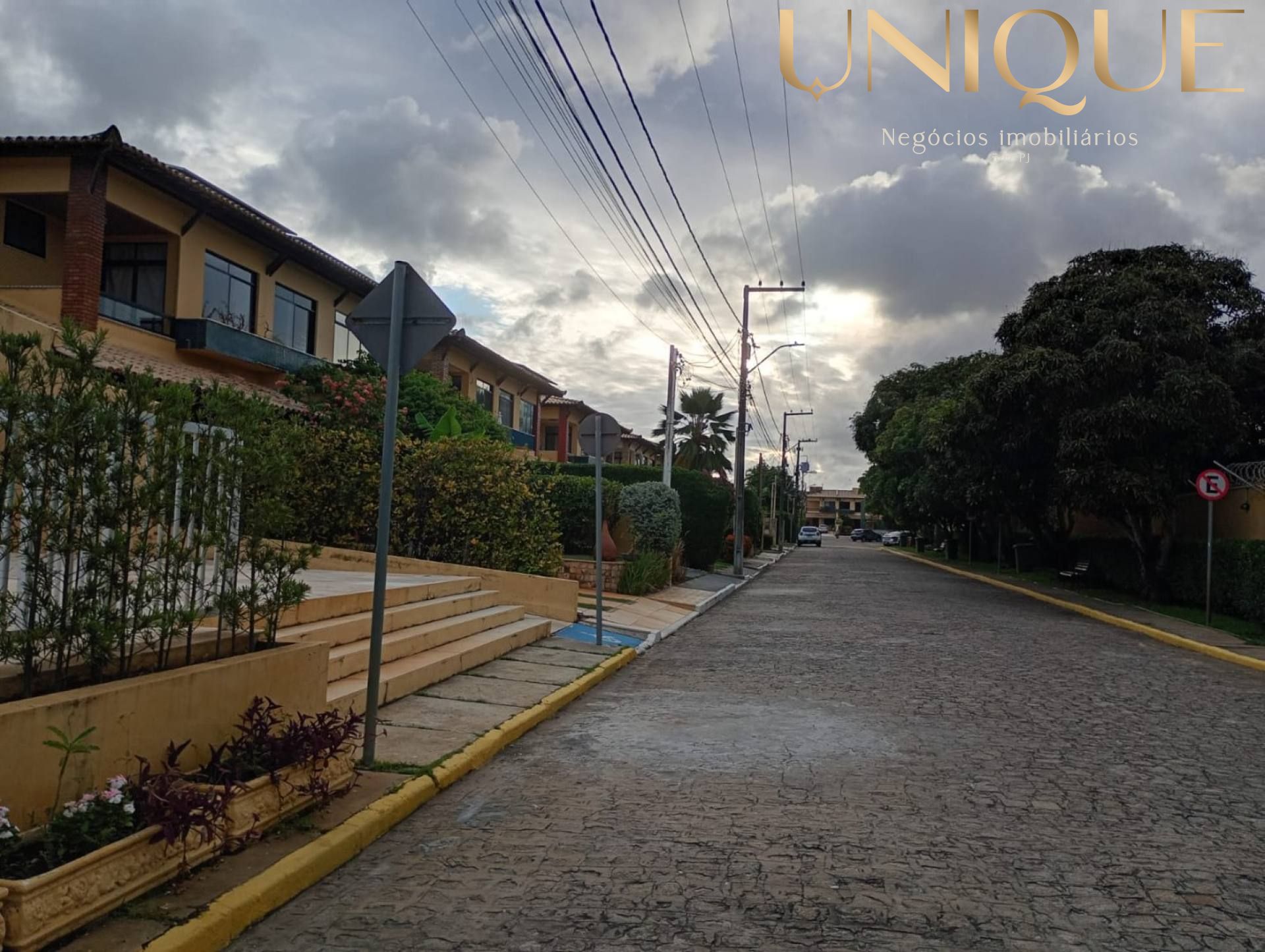 Excelente casa no Condomínio Villaggio Di Mare no bairro Farolândia