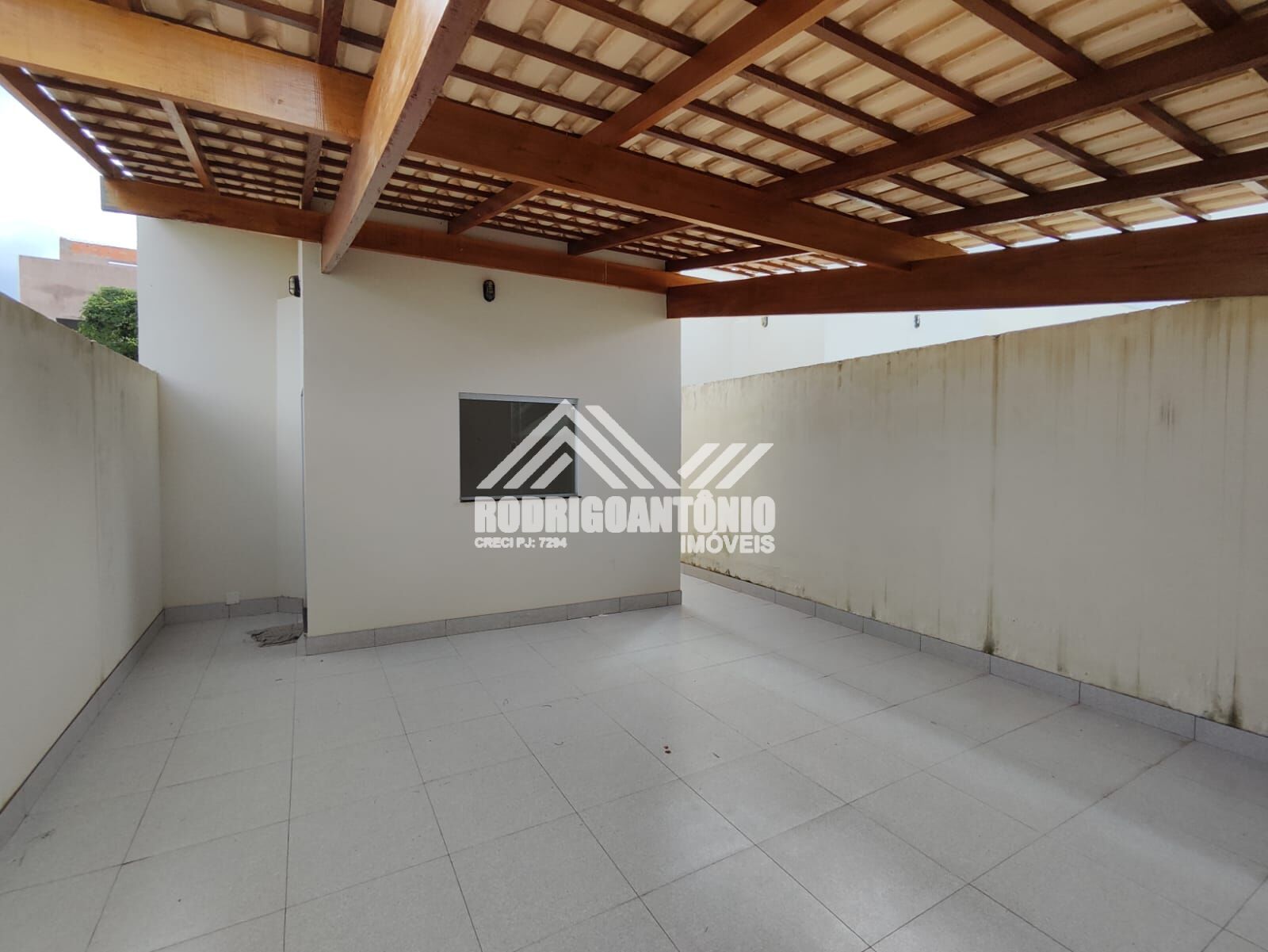 Linda casa a venda no Reserva Real