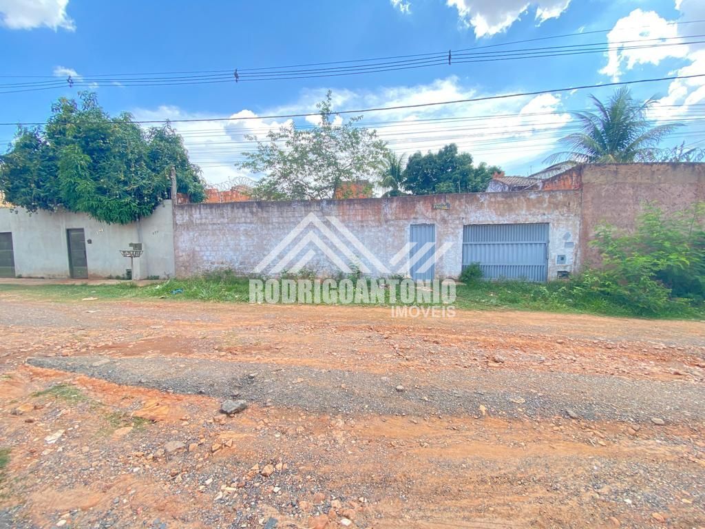 Lote a venda no Interlagos