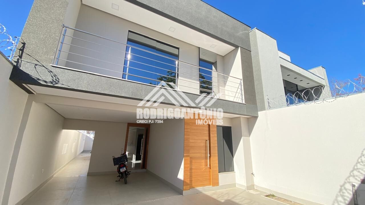 Casa a venda no bairro Ibituruna