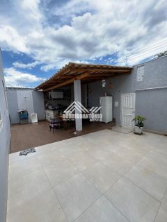 Casa em localização central - Bairro Monte Alegre